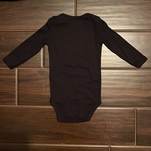 Carter’s Onesie Never Worn - Picture 2 of 3